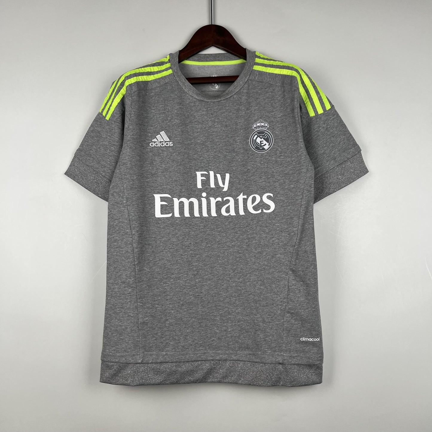 Real Madrid 2015-16 Away