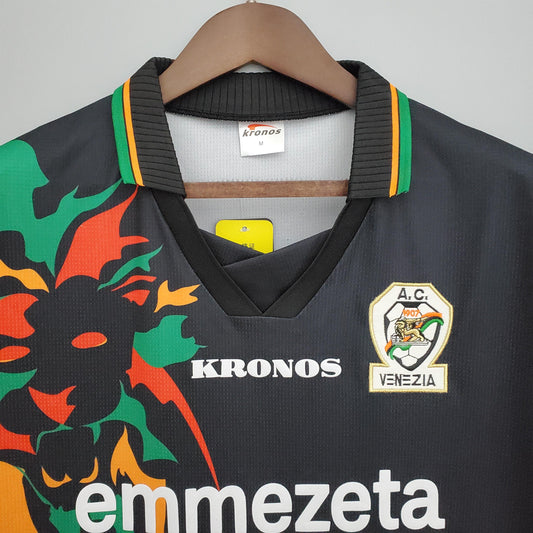 Venice 1998 Home