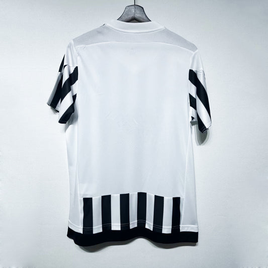 Juventus 2015-16 Home
