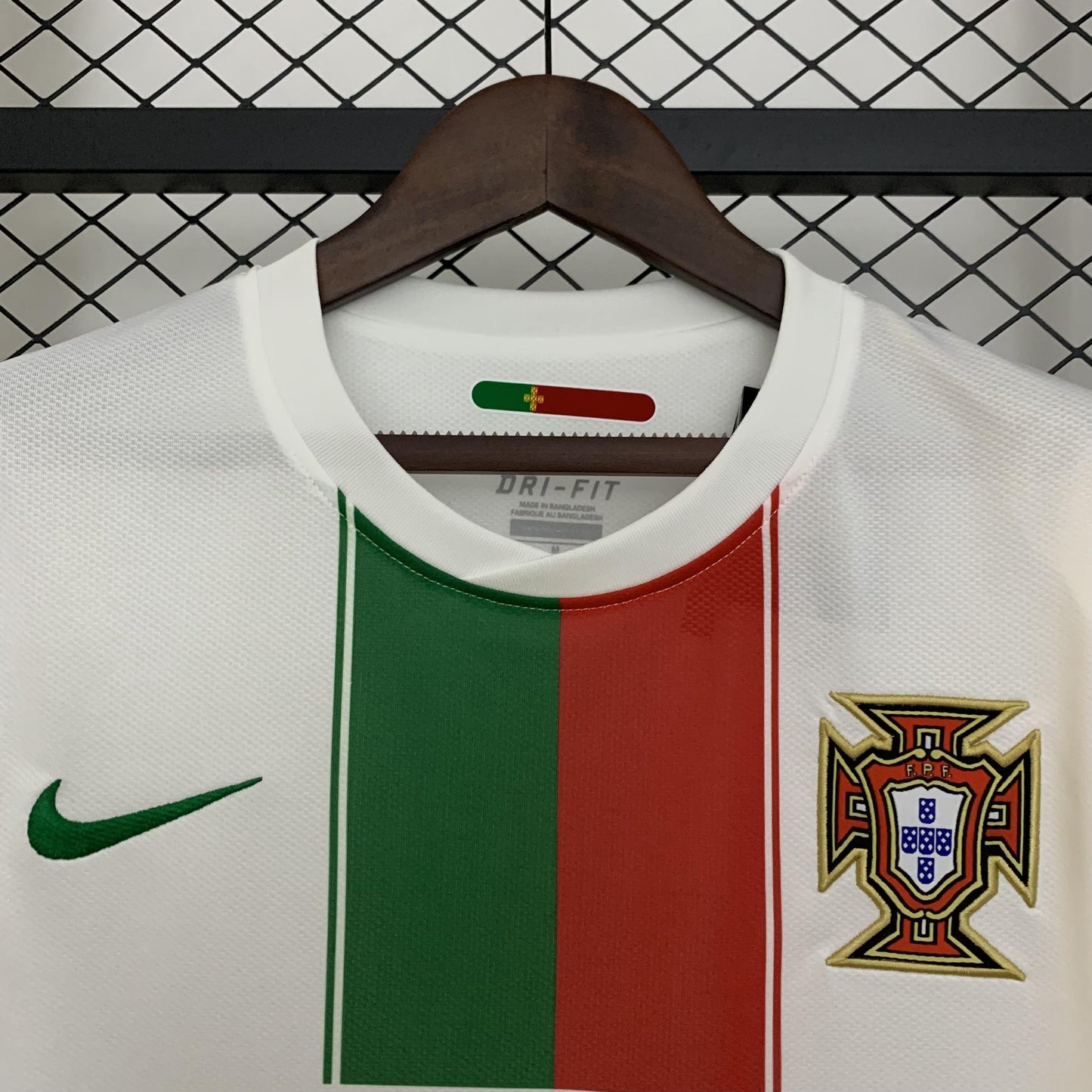 Portugal 2010 Away