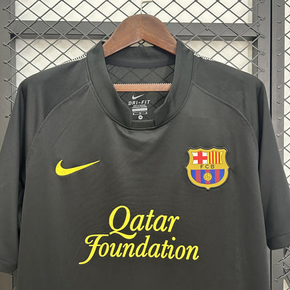 Barcelona 2011-12 away