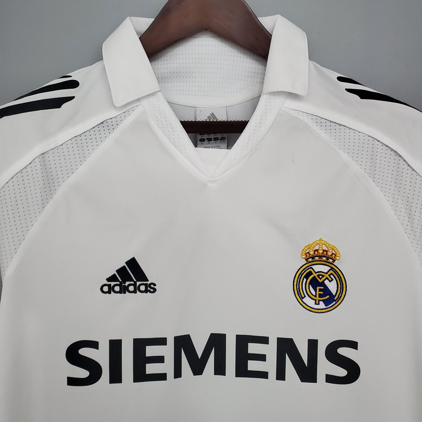Real Madrid 2005-06 Home