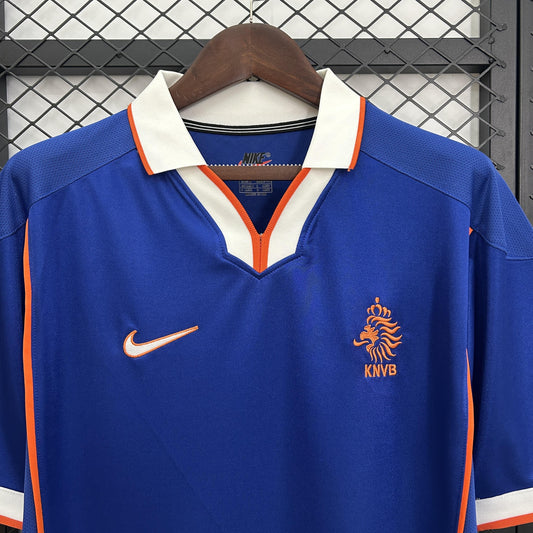 Holland 1998 Home