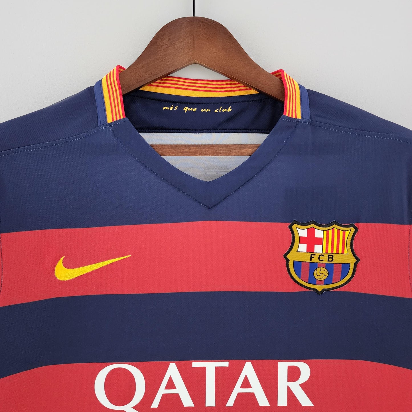 Barcelona 2015-16 Home