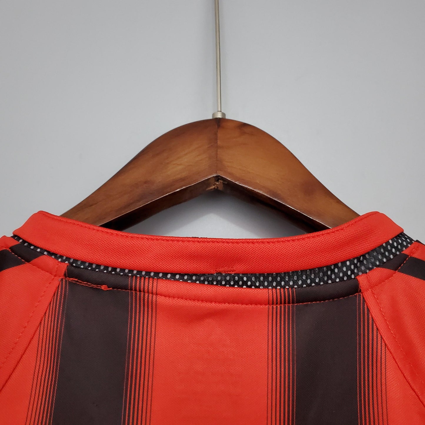 AC Milan 2004-05 Home Jersey