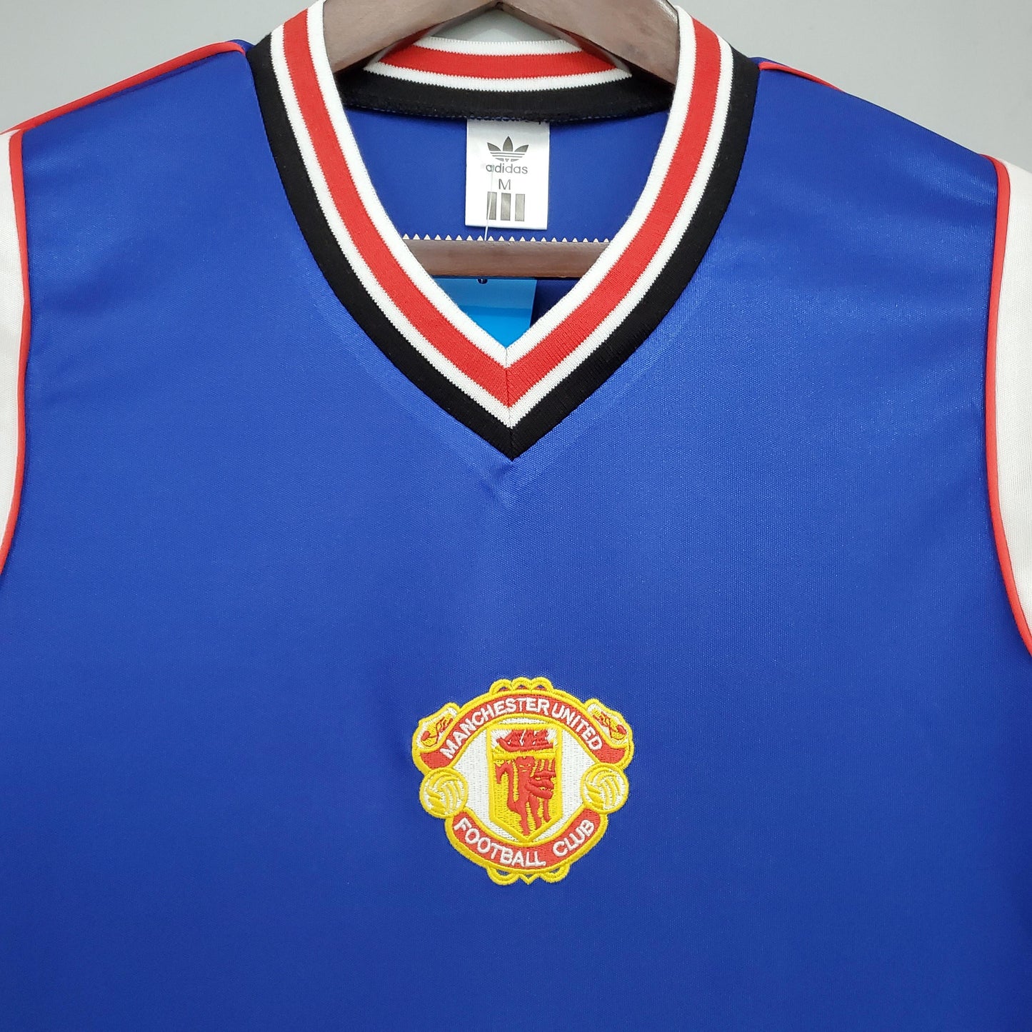 Manchester United 1985-86 Away