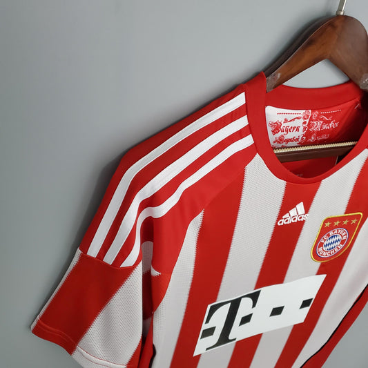 Bayern Munich 2010-11 Home