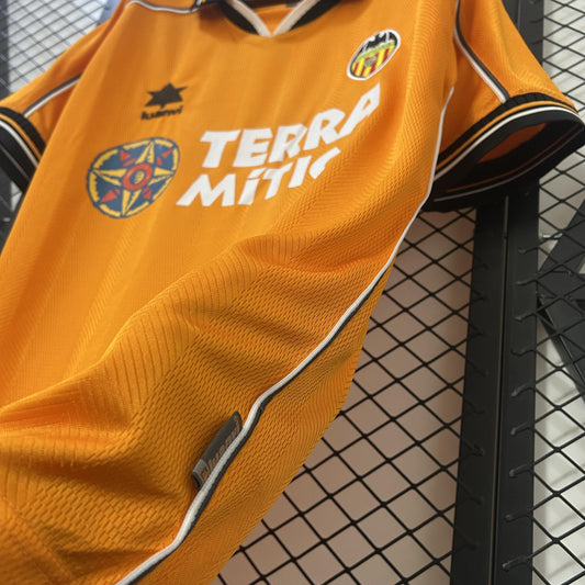 Valencia 1999-00 Away