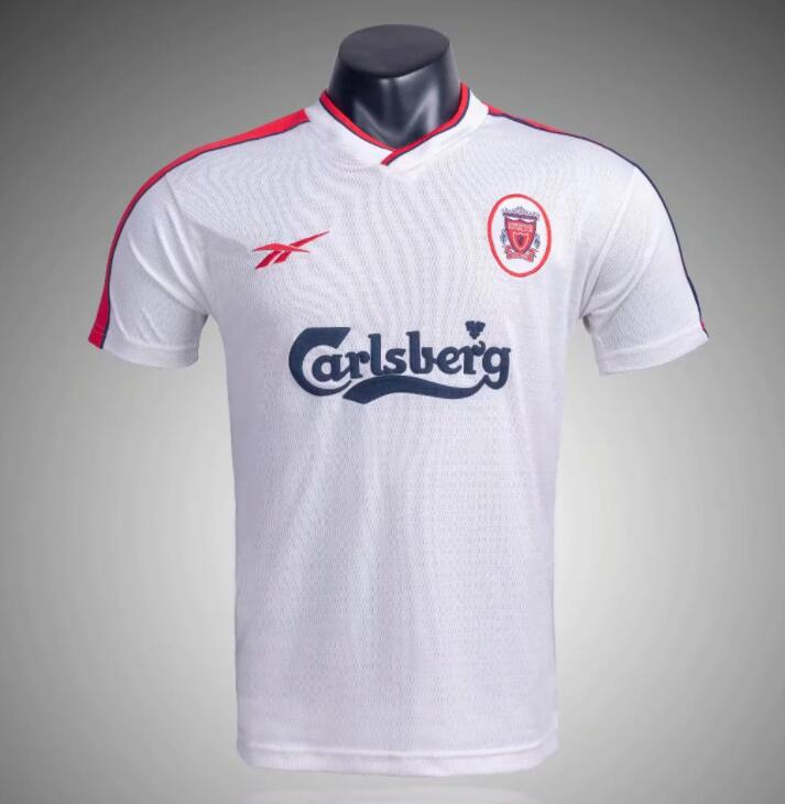 Liverpool 1998-99 Away