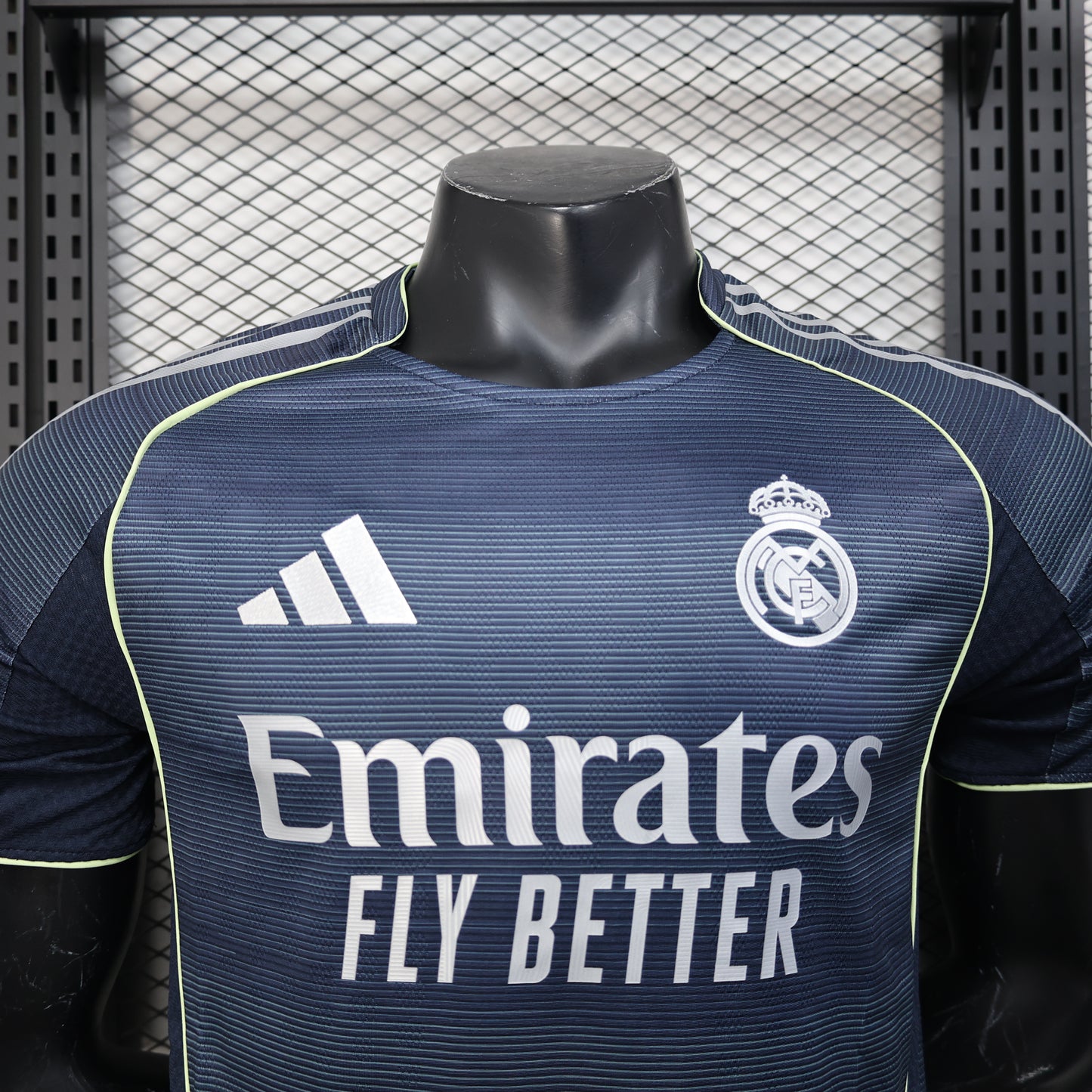 Real Madrid 2025-26 Away (Player Version)
