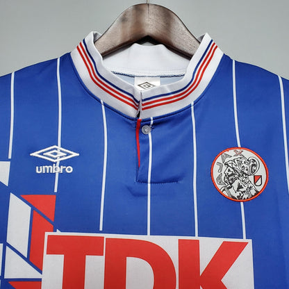 Ajax 1990 away