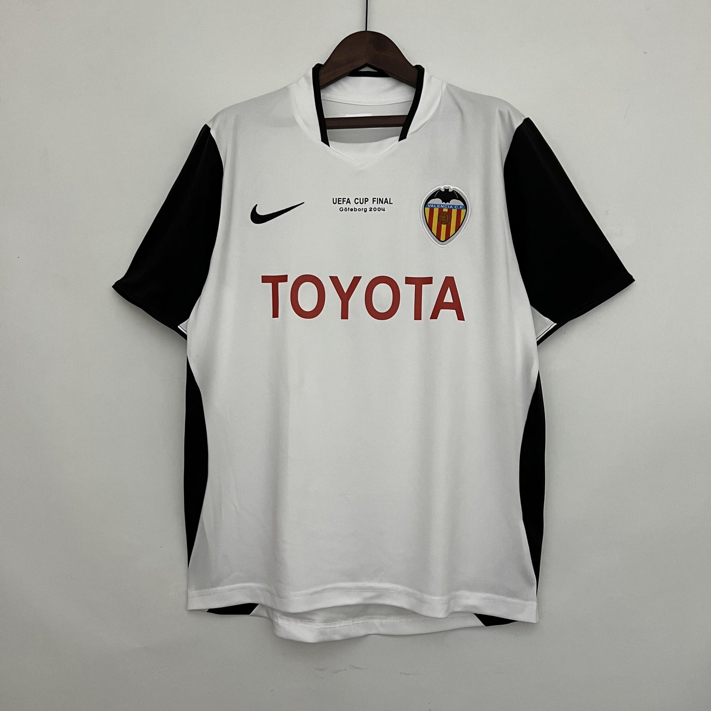 Valencia 2003-04 Home