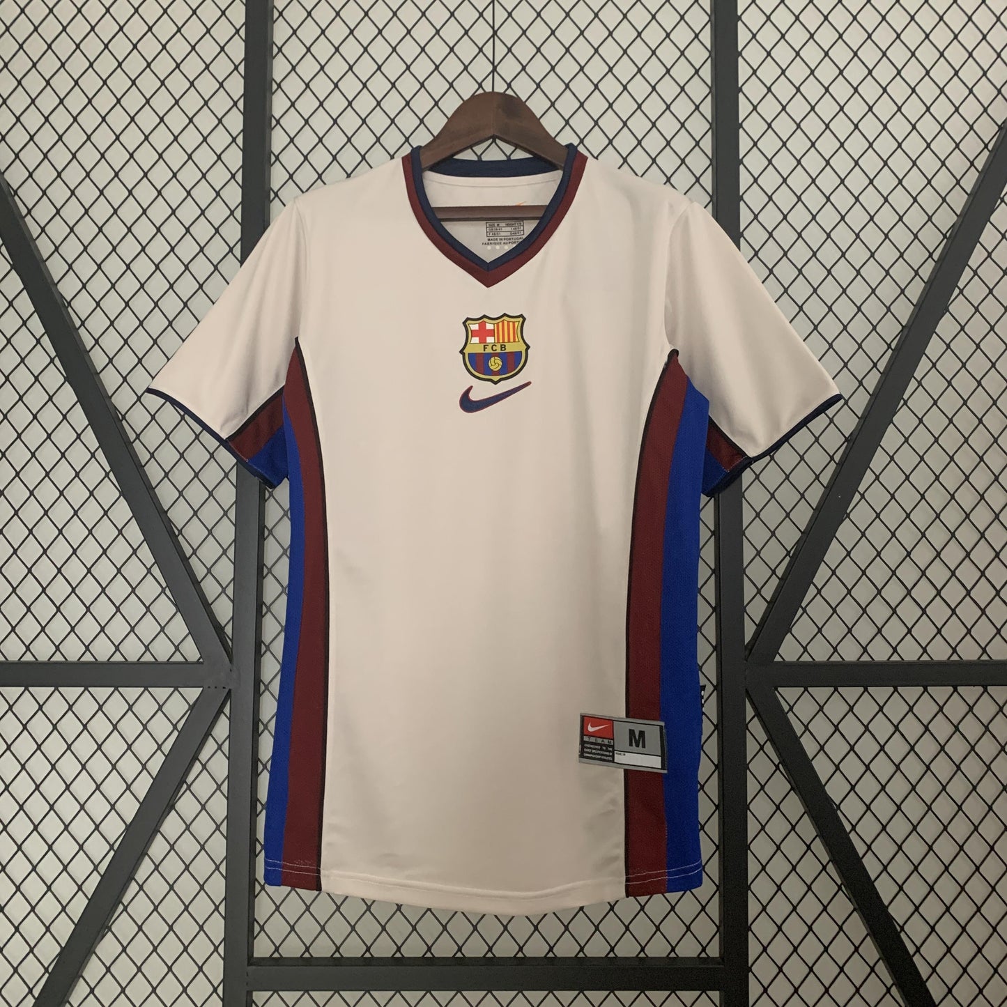 Barcelona 1998-99 Away