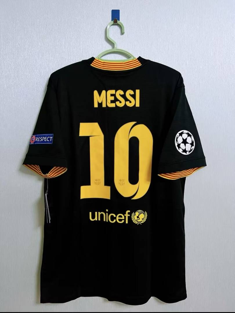 Barcelona 2013-14 Third