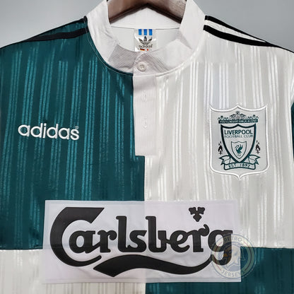 Liverpool 1995-96 Away