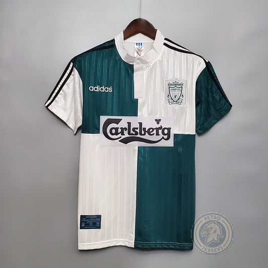 Liverpool 1995-96 Away
