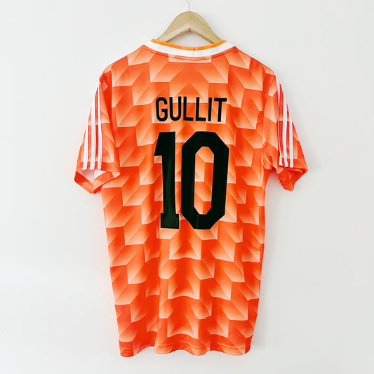 Holland 1988 Home