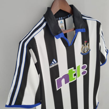 Newcastle United 2000-01 Home