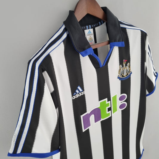 Newcastle United 2000-01 Home