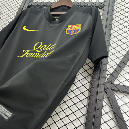 Barcelona 2011-12 away