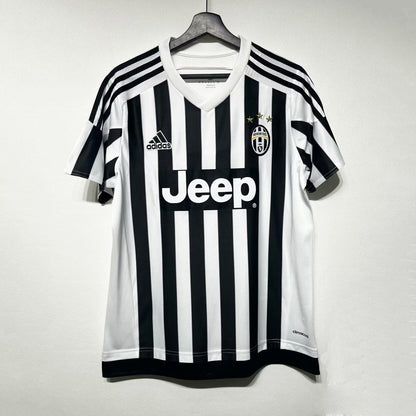Juventus 2015-16 Home