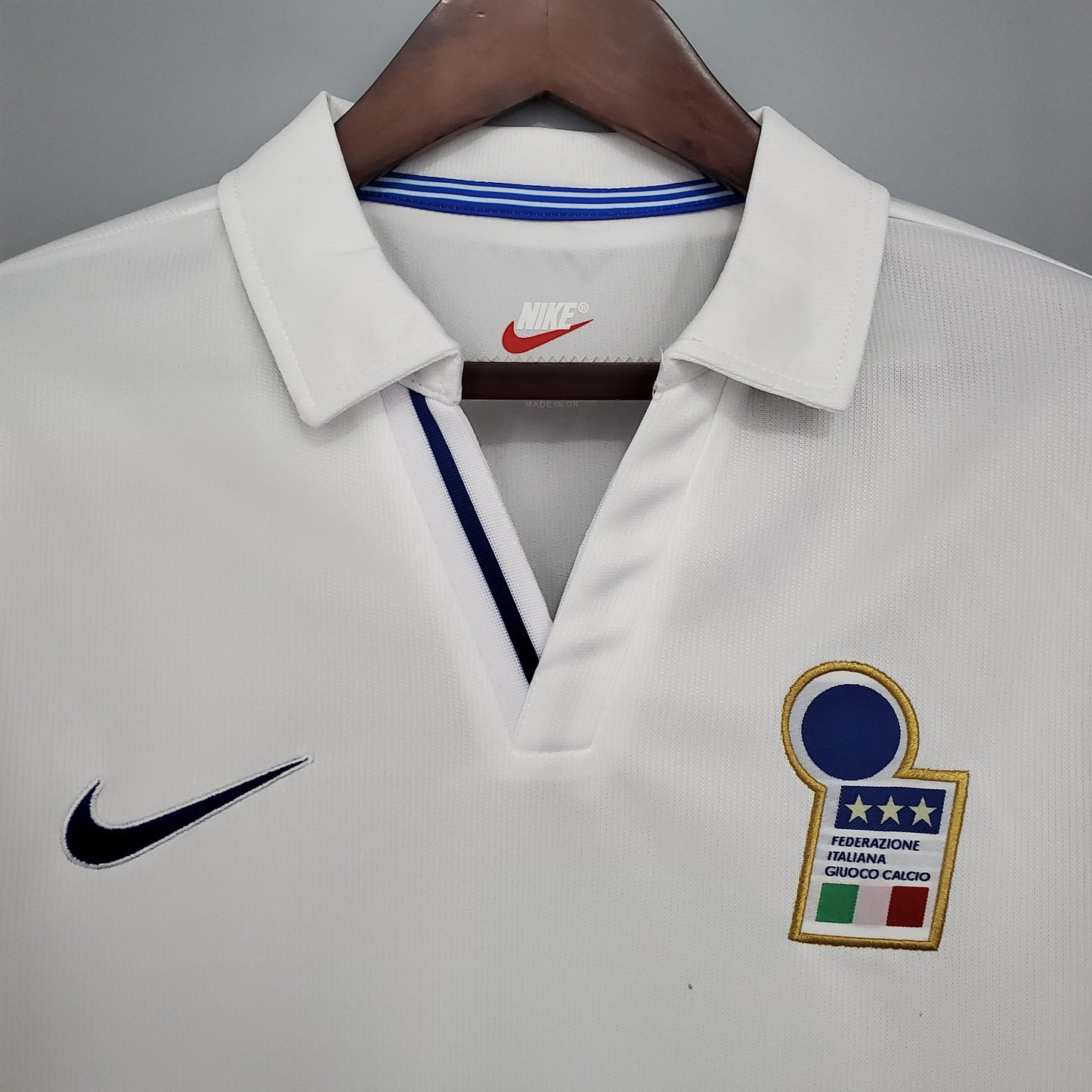 Italy 1998 Away