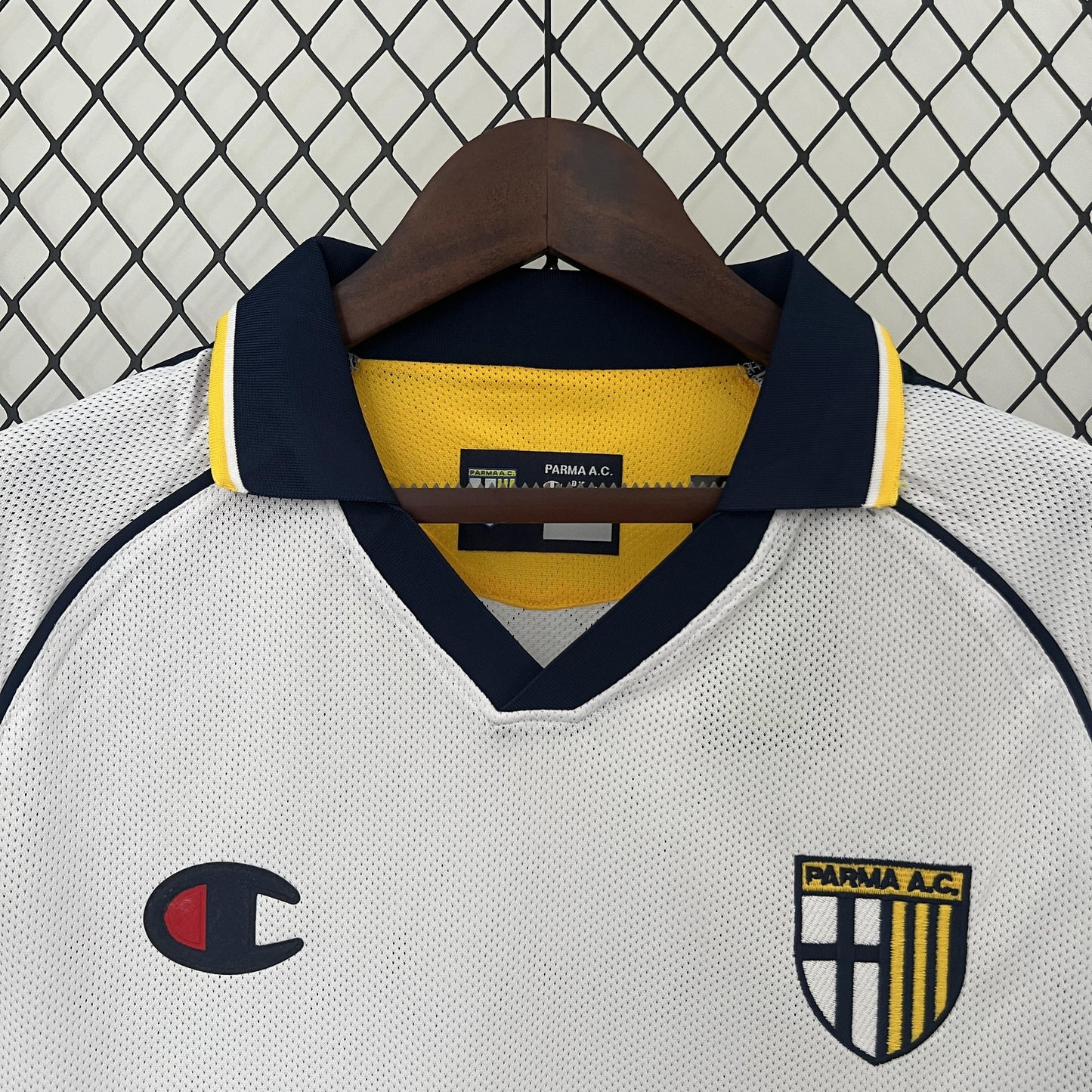 Parma 2003-04 Away