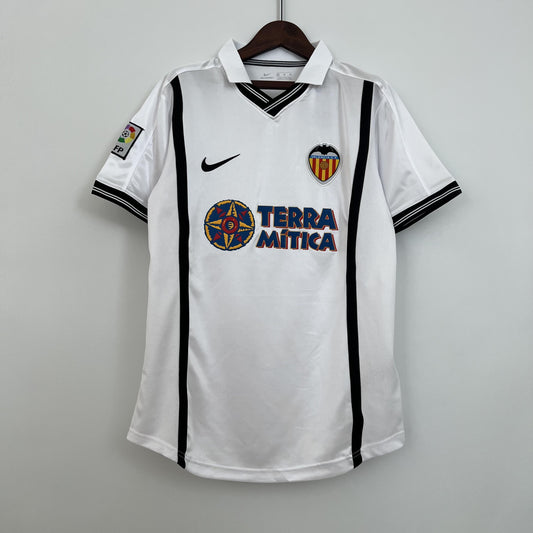 Valencia 2000-01 Home