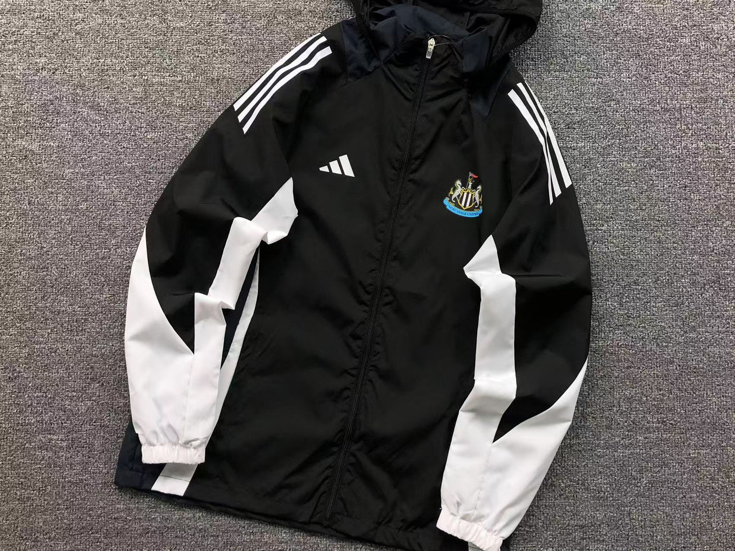 Newcastle 2025 Windbreaker