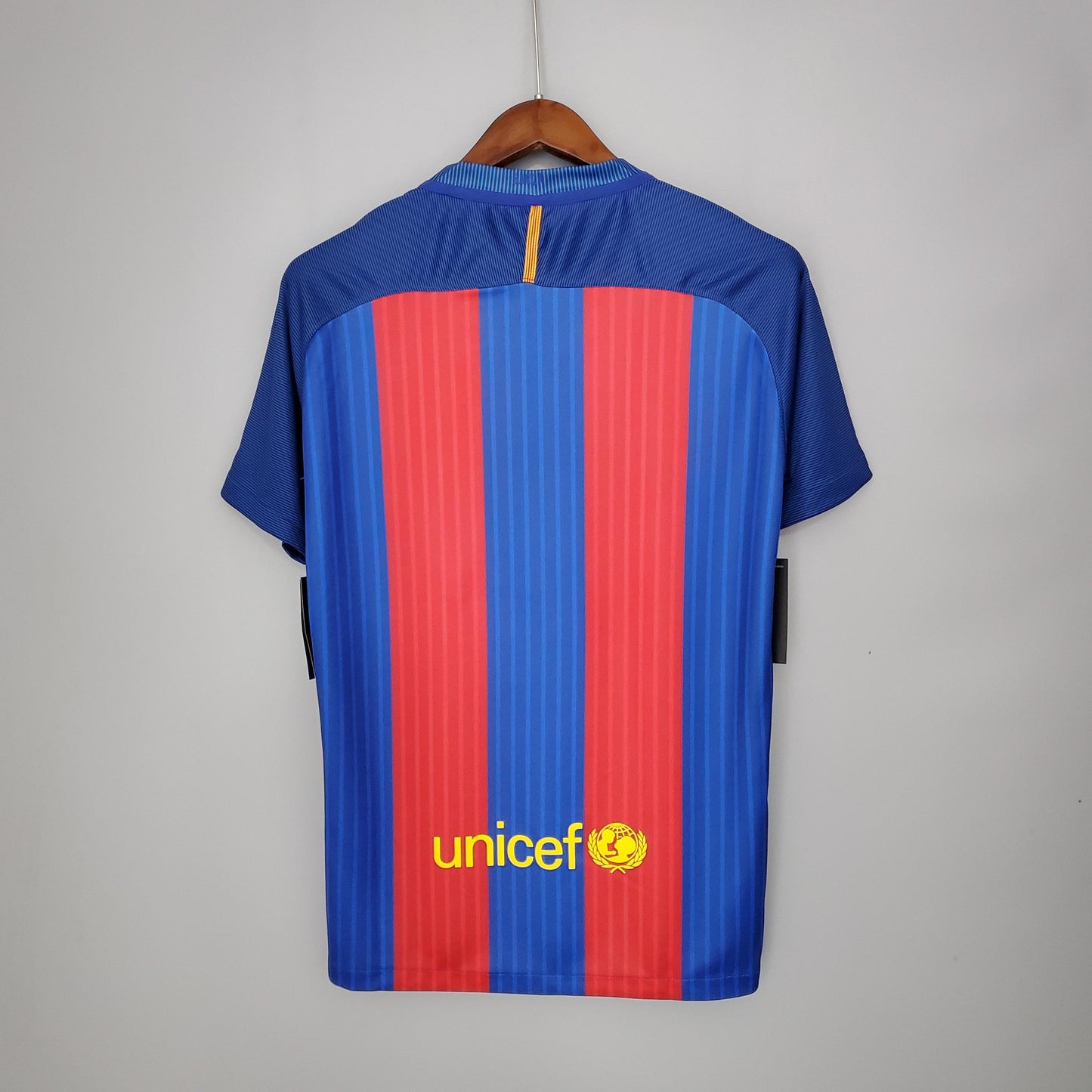 Barcelona 2016-17 Home