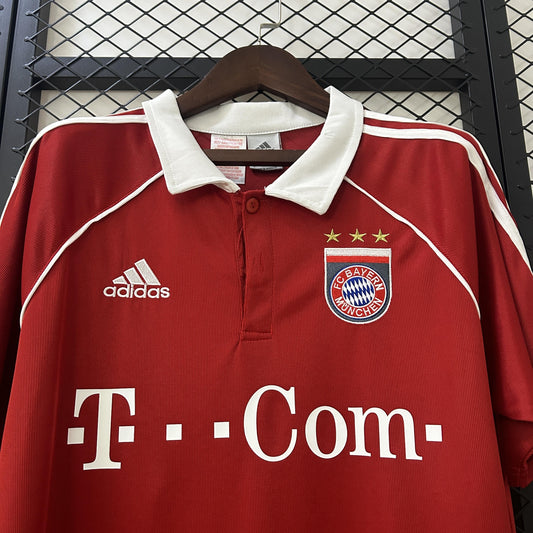 Bayern Munich 2005-06 Home