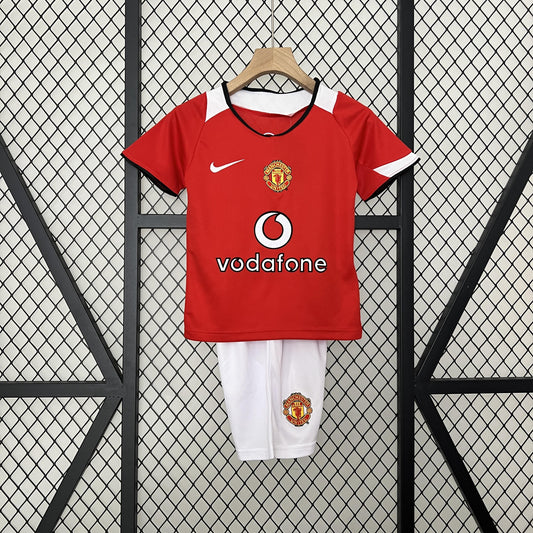 Manchester United 2005-06 Home -Kids