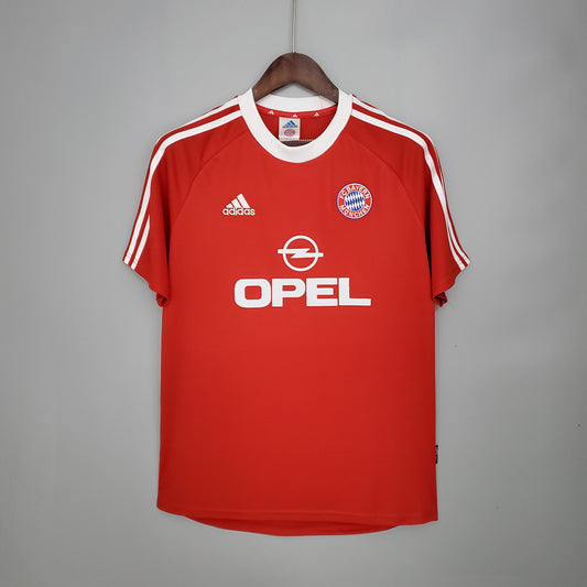 Bayern Munich 2000-01 Home