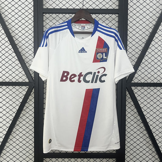 Lyon 2010-11 Home