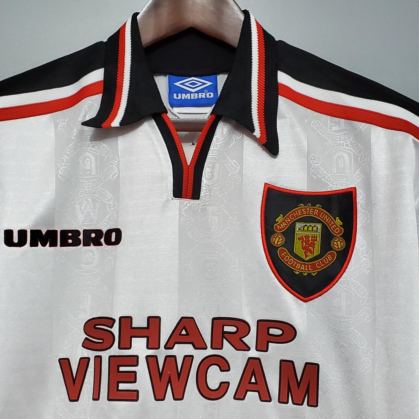 Manchester United 1997-98 Away