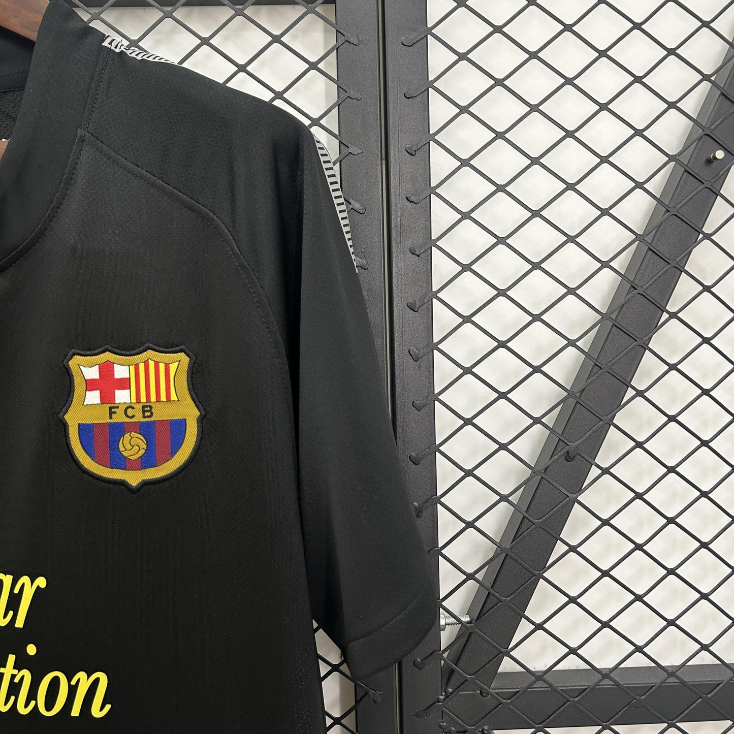 Barcelona 2011-12 away