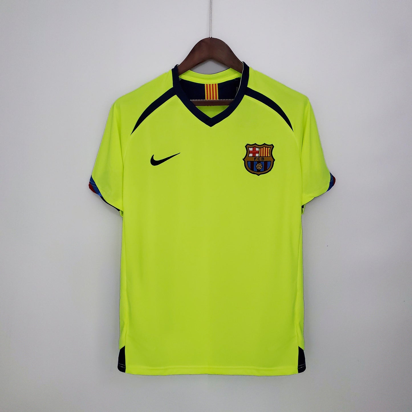 Barcelona 2005-06 Away