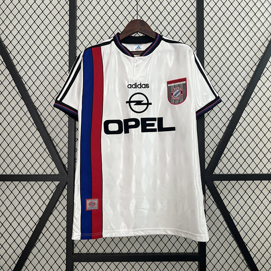 Bayern Munich 1996-98 Away