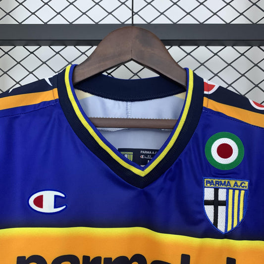 Parma 2002-03 Home