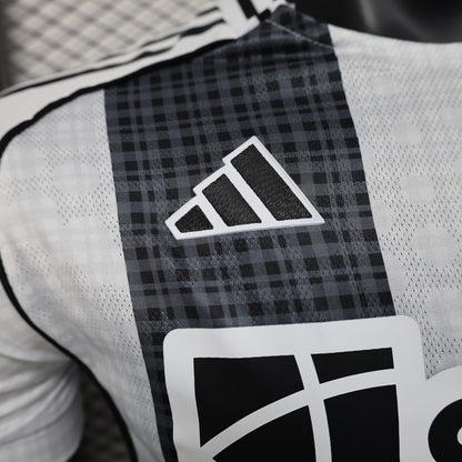 Newcastle United 2025-26 Home (Player Version)