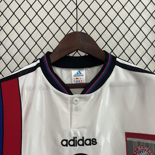 Bayern Munich 1996-98 Away