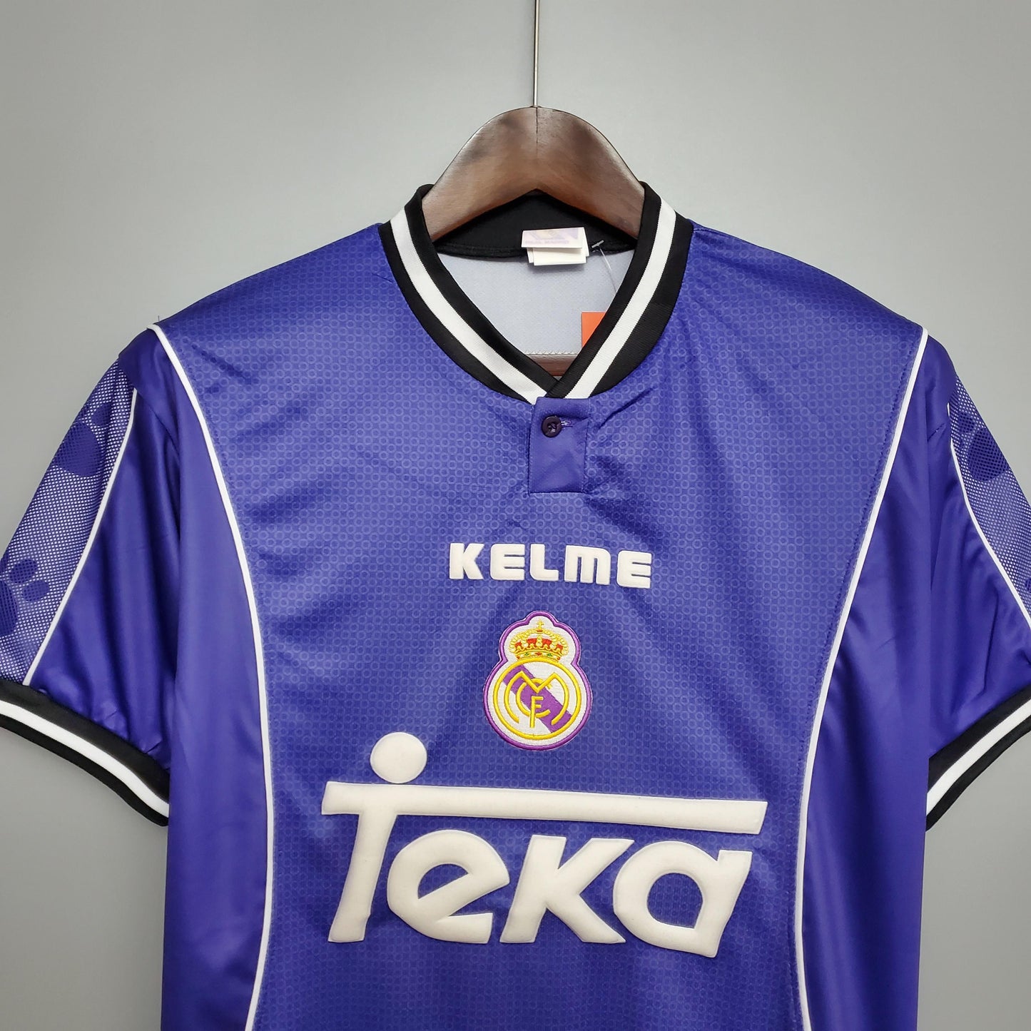 Real Madrid 1997-98 Away