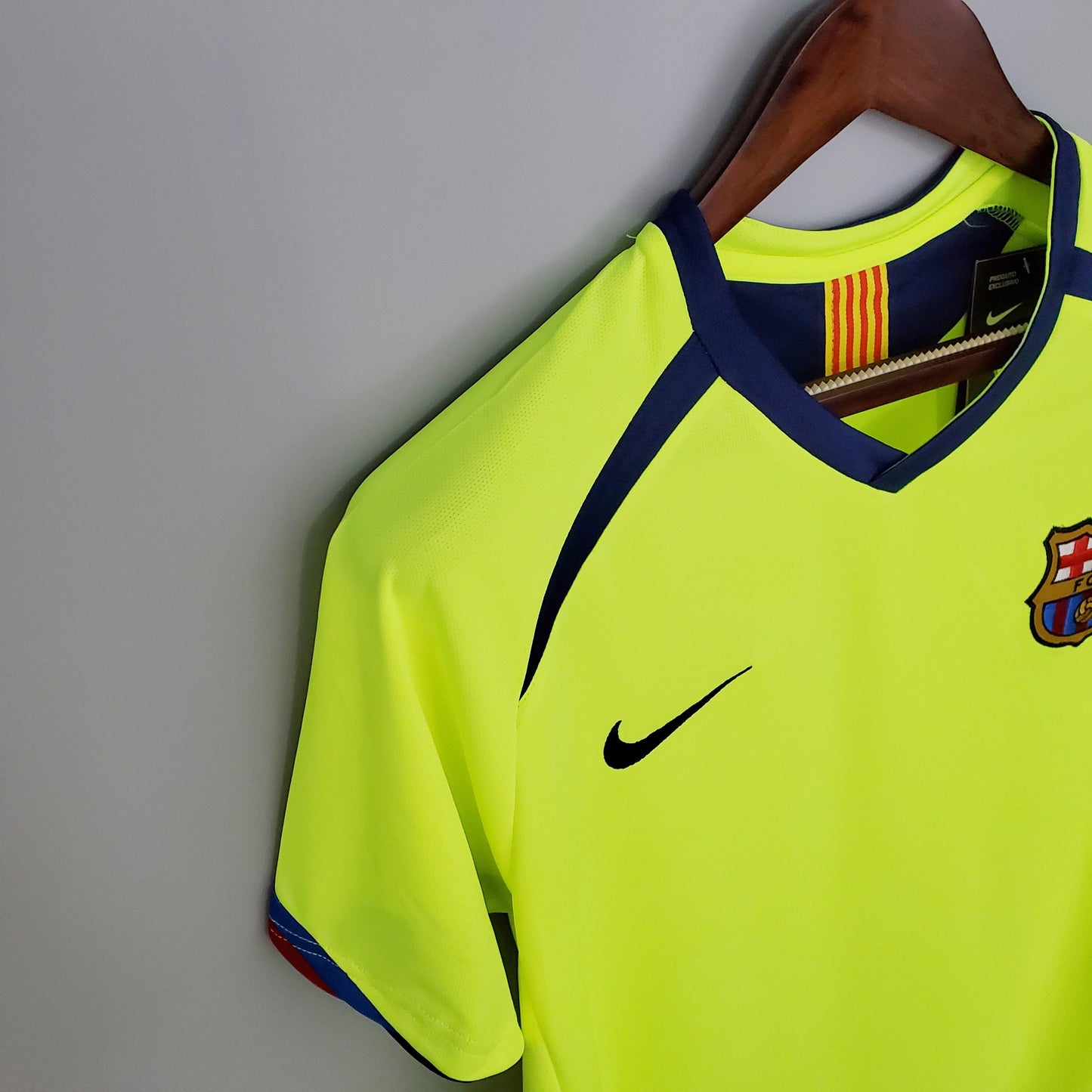 Barcelona 2005-06 Away